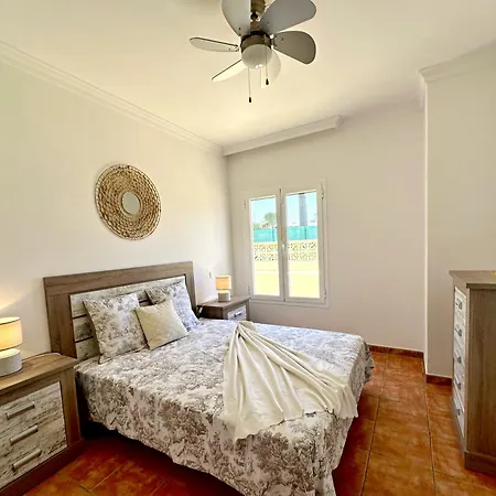 Casa Olympia - Luxury Seaside View House With Pool And Terrace Vakantiehuis *
